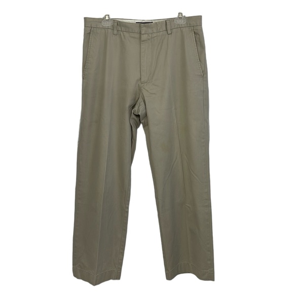 Banana Republic men’s Size 34 cotton flat front khaki chino pants.‎ - Picture 2 of 8